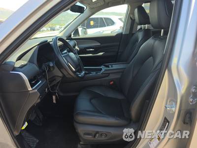 2025 Toyota Grand Highlander XLE - zdjęcie 7 z 29 - miniatura