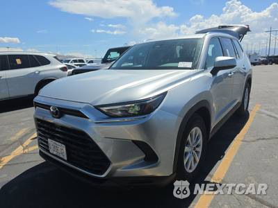 2025 Toyota Grand Highlander XLE - zdjęcie 1 z 29 - miniatura
