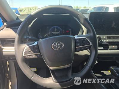 2025 Toyota Grand Highlander XLE - zdjęcie 10 z 32 - miniatura