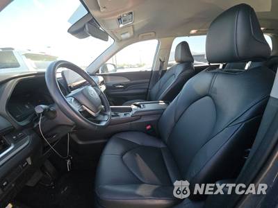 2025 Toyota Grand Highlander XLE - zdjęcie 7 z 34 - miniatura