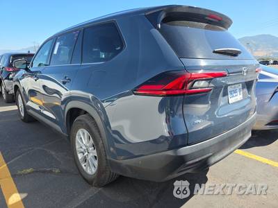 2025 Toyota Grand Highlander XLE - zdjęcie 6 z 34 - miniatura