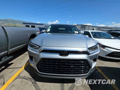 2025 Toyota Grand Highlander XLE - zdjęcie 2 z 32 - miniatura