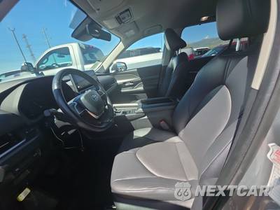 2025 Toyota Grand Highlander XLE - zdjęcie 7 z 32 - miniatura