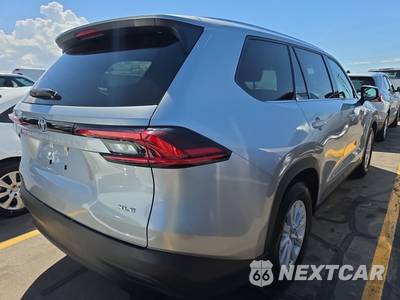 2025 Toyota Grand Highlander XLE - zdjęcie 4 z 32 - miniatura