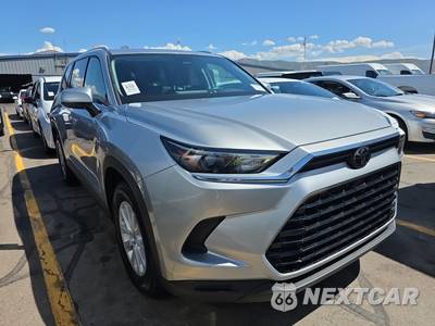 2025 Toyota Grand Highlander XLE - zdjęcie 3 z 32 - miniatura