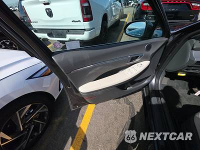 2025 Hyundai Sonata SEL - zdjęcie 9 z 33 - miniatura