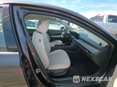 2025 Hyundai Sonata SEL - zdjęcie 8 z 33 - miniatura
