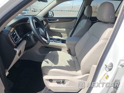 2025 Volkswagen Atlas 2.0T SE w/Technology - zdjęcie 7 z 30 - miniatura