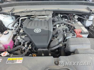 2025 Toyota Grand Highlander XLE - zdjęcie 16 z 23 - miniatura