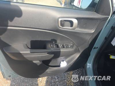 2025 Hyundai Venue SEL - zdjęcie 9 z 25 - miniatura
