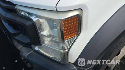 2021 Ford Super Duty F-450 Cab Chassis XL Extended Cab w/Rear Doors DRW - zdjęcie 26 z 42 - miniatura