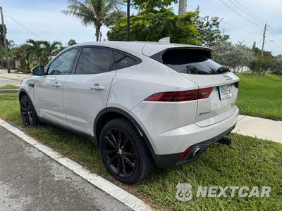 2019 Jaguar E-PACE SE - zdjęcie 11 z 34 - miniatura