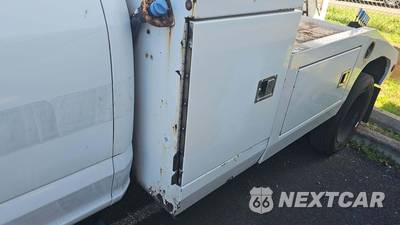 2021 Ford Super Duty F-450 Cab Chassis XL Extended Cab w/Rear Doors DRW - zdjęcie 35 z 42 - miniatura