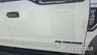 2021 Ford Super Duty F-450 Cab Chassis XL Extended Cab w/Rear Doors DRW - zdjęcie 39 z 42 - miniatura