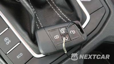 2025 Volkswagen Jetta SE - zdjęcie 21 z 37 - miniatura