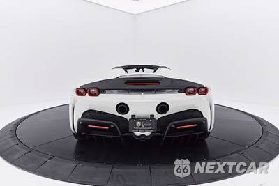 2022 Ferrari SF90 Spider - zdjęcie 21 z 79 - miniatura