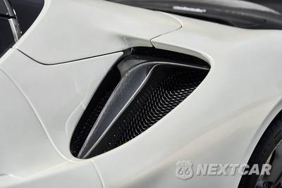 2022 Ferrari SF90 Spider - zdjęcie 11 z 79 - miniatura
