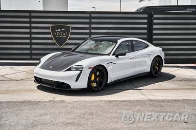2021 Porsche Taycan Turbo S - zdjęcie 5 z 89 - miniatura