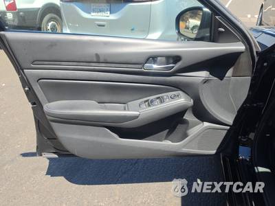2024 Nissan Altima SV - zdjęcie 9 z 34 - miniatura