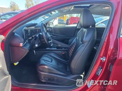 2024 Hyundai Elantra Limited - zdjęcie 7 z 37 - miniatura