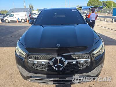 2021 Mercedes-Benz GLA 250 - zdjęcie 2 z 28 - miniatura