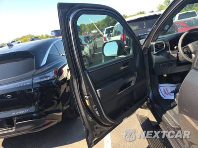 2026 Toyota Sequoia Platinum - zdjęcie 15 z 26 - miniatura