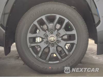 2026 Toyota Sequoia Platinum - zdjęcie 10 z 26 - miniatura