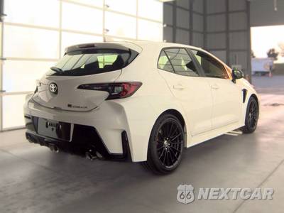 2026 Toyota GR Corolla - zdjęcie 5 z 25 - miniatura