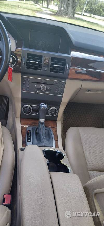 2010 Mercedes-Benz GLK 350 - zdjęcie 16 z 17 - miniatura