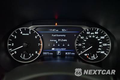 2025 Nissan Altima SV - zdjęcie 12 z 25 - miniatura