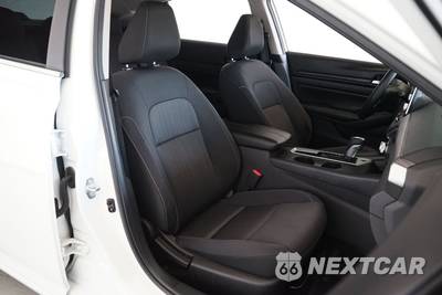 2025 Nissan Altima SV - zdjęcie 9 z 25 - miniatura
