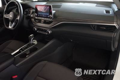 2025 Nissan Altima SV - zdjęcie 10 z 25 - miniatura