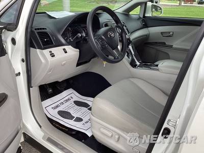 2015 Toyota Venza LE - zdjęcie 9 z 17 - miniatura