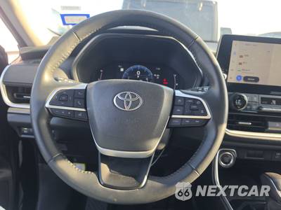 2025 Toyota Grand Highlander XLE - zdjęcie 10 z 33 - miniatura