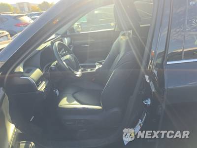 2025 Toyota Grand Highlander XLE - zdjęcie 7 z 33 - miniatura