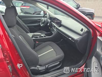 2025 Hyundai Sonata SEL - zdjęcie 8 z 30 - miniatura