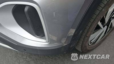 2025 Volkswagen Atlas 2.0T SE w/Technology - zdjęcie 31 z 33 - miniatura