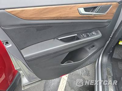 2025 Volkswagen Atlas 2.0T SE w/Technology - zdjęcie 9 z 33 - miniatura