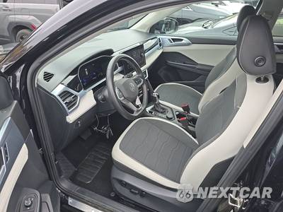 2025 Volkswagen Taos SE - zdjęcie 7 z 30 - miniatura