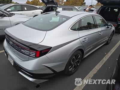 2025 Hyundai Sonata SEL - zdjęcie 4 z 26 - miniatura