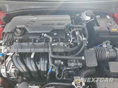 2025 Hyundai Elantra Limited - zdjęcie 16 z 17 - miniatura