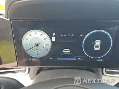 2025 Hyundai Elantra Limited - zdjęcie 12 z 17 - miniatura