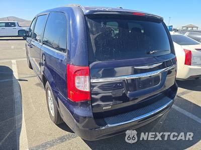 2012 Chrysler Town & Country Touring 121.2" WB - zdjęcie 6 z 43 - miniatura