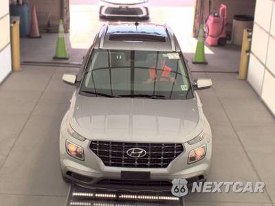 2025 Hyundai Venue SEL - zdjęcie 2 z 29 - miniatura
