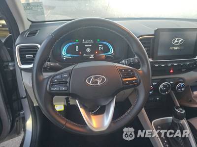 2025 Hyundai Venue SEL - zdjęcie 10 z 20 - miniatura