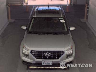 2025 Hyundai Venue SEL - zdjęcie 2 z 25 - miniatura