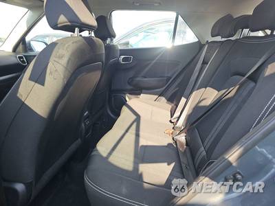 2025 Hyundai Venue SEL - zdjęcie 13 z 25 - miniatura
