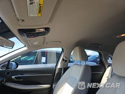 2025 Hyundai Sonata SEL - zdjęcie 20 z 38 - miniatura