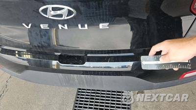 2025 Hyundai Venue SEL - zdjęcie 26 z 44 - miniatura