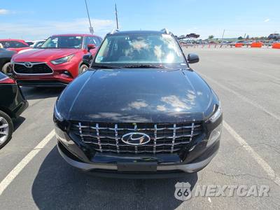 2025 Hyundai Venue SEL - zdjęcie 2 z 44 - miniatura